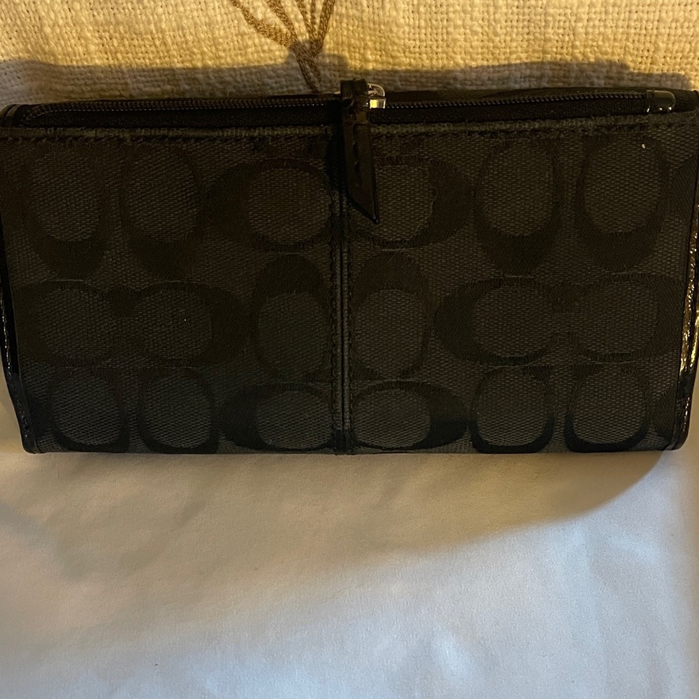 Coach Black Wallet With Signature Pattern And Pat… - image 5